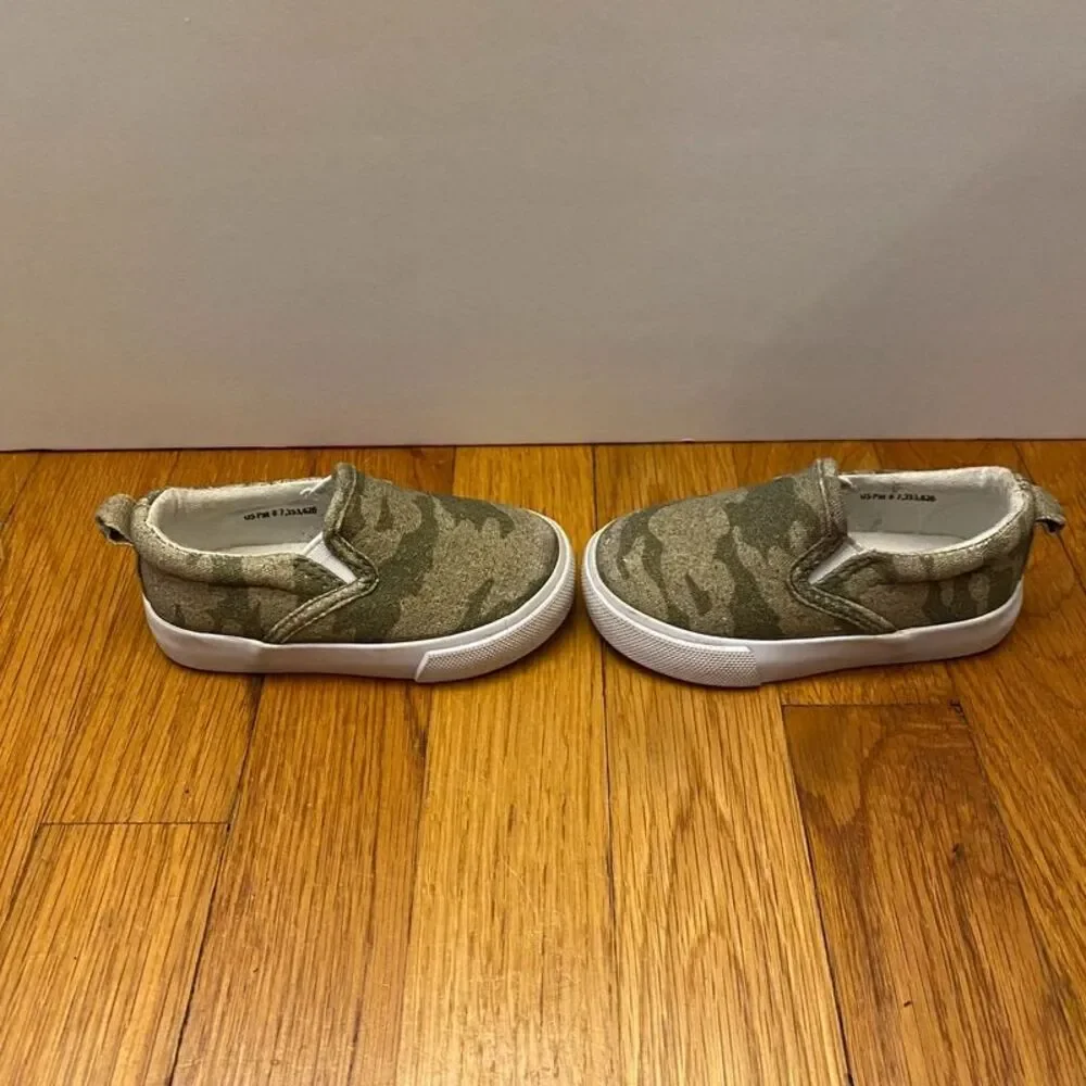 Gymboree camouflage sneakers - Size 5